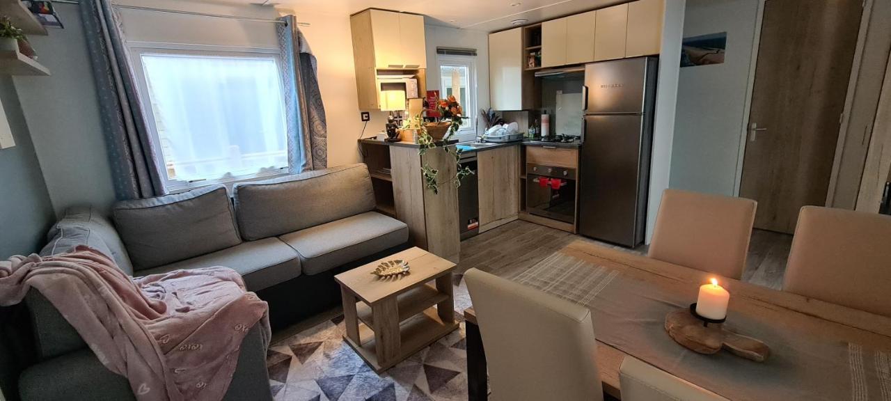 Mobilhome 2 Ch,1 Salon 40M2 De Charme Dans Camping *** Saint-Julien-en-Born Exterior foto